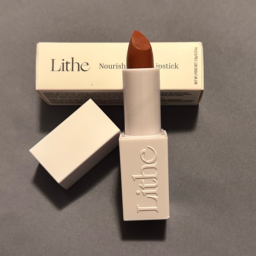 NIB~Lithe Lipstick